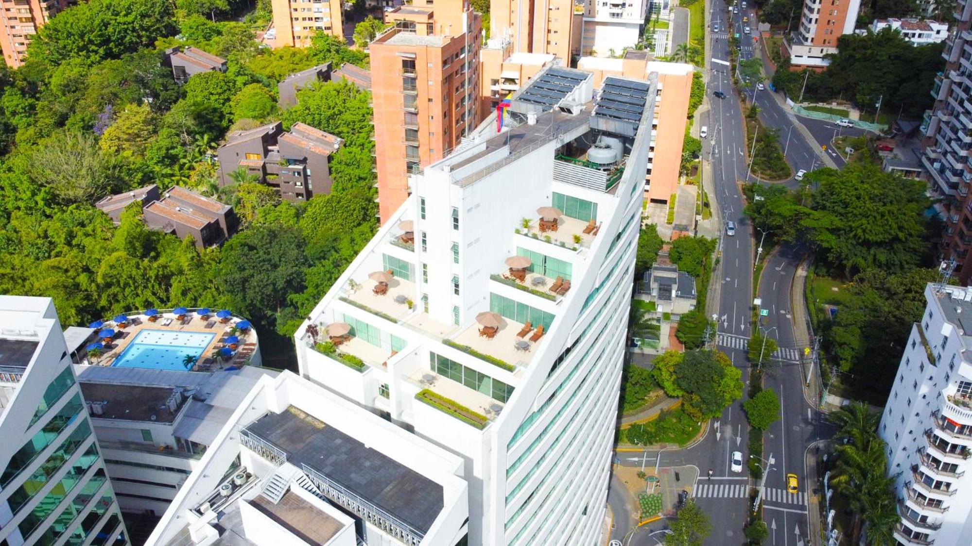 Hotel San Fernando Plaza Medellín Exterior foto The building's rooftop